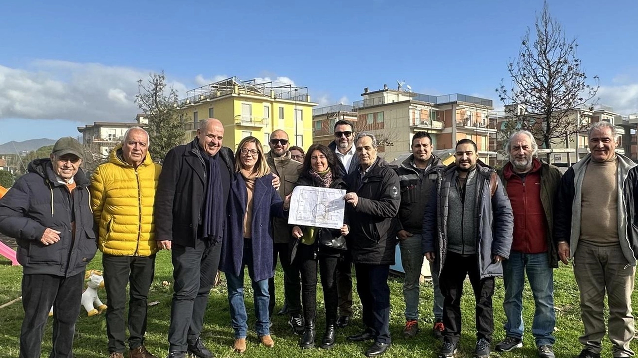 La consegna dei lavori di Urba 5 relativi alla scuola di Marinella La consegna dei lavori di Urba 5 relativi alla scuola di Marinella
