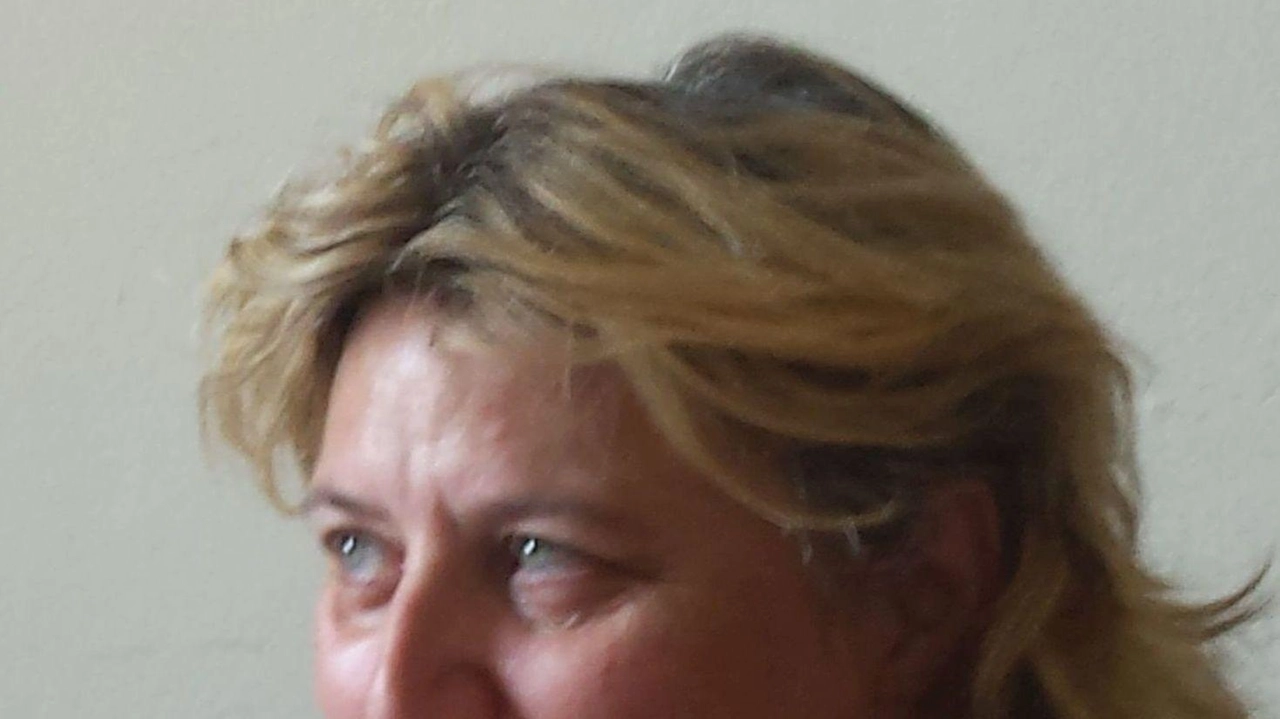 SANTA MARIA A MONTE "Quando un sindaco e una giunta arrivano a decurtarsi una parte dello stipendio significa auto dichiarare il... SANTA MARIA A MONTE "Quando un sindaco e una giunta arrivano a decurtarsi una parte dello stipendio significa auto dichiarare il...
