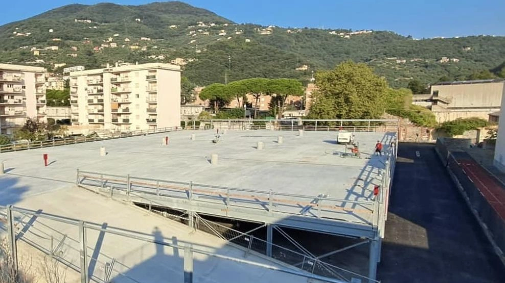 Il nuovo parcheggio multipiano di piazza. d’Armi Il nuovo parcheggio multipiano di piazza. d’Armi