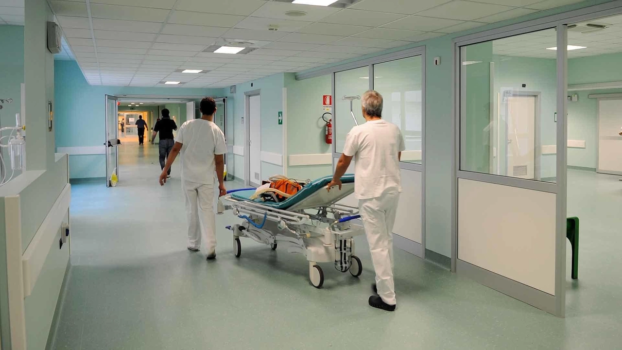 L’Asl torna sulla questione dell’ospedale per rassicurare che gli investimenti proseguiranno (foto d’archivio) L’Asl torna sulla questione dell’ospedale per rassicurare che gli investimenti proseguiranno (foto d’archivio)