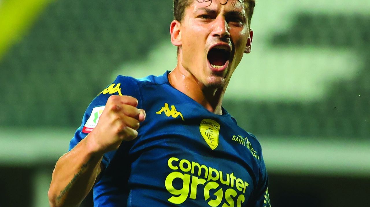 Sebastiano Esposito, 22 anni, è in prestito all'Empoli dall'Inter Sebastiano Esposito, 22 anni, è in prestito all'Empoli dall'Inter