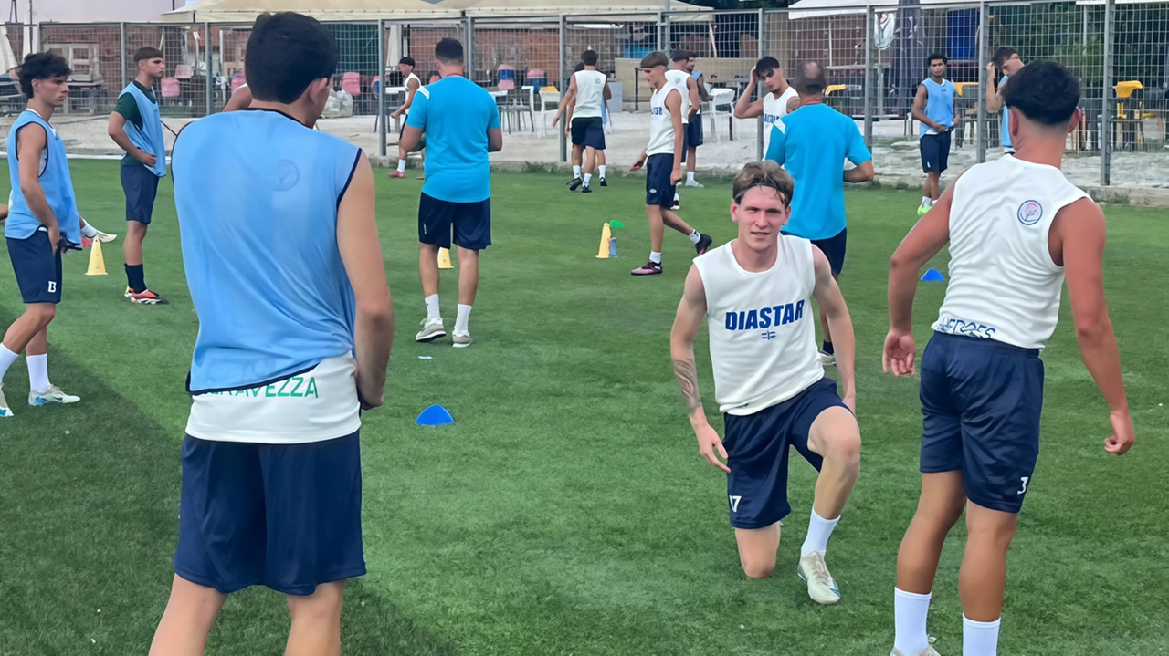 Il Seravezza si allena già da due settimane al Buon Riposo Il Seravezza si allena già da due settimane al Buon Riposo