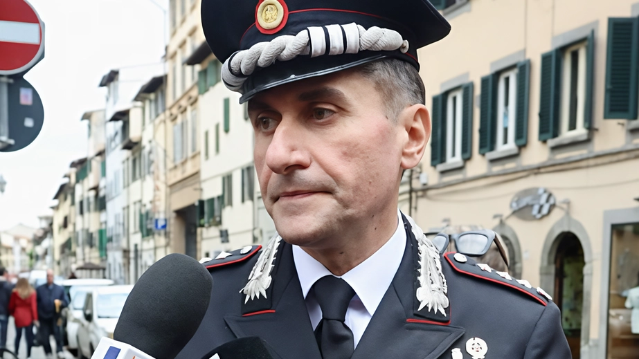 Il colonnello Luigi De Simone Il colonnello Luigi De Simone