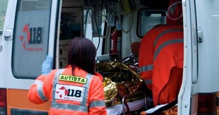 madre e figlio investiti sulle strisce grave incidente ad arezzo