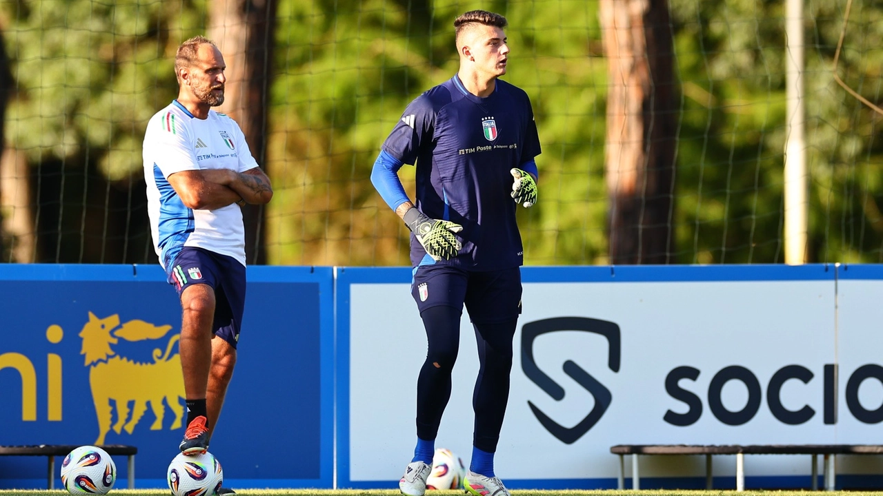 Il portiere dello Spezia Mascardi in allenamento con la Nazionale (foto Getty Figc) Il portiere dello Spezia Mascardi in allenamento con la Nazionale (foto Getty Figc)