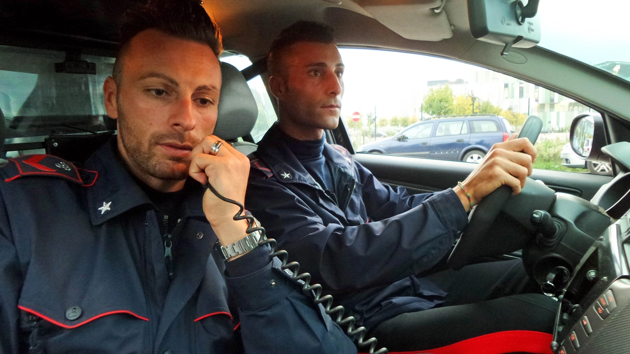 Carabinieri al lavoro (Foto di repertorio) Carabinieri al lavoro (Foto di repertorio)