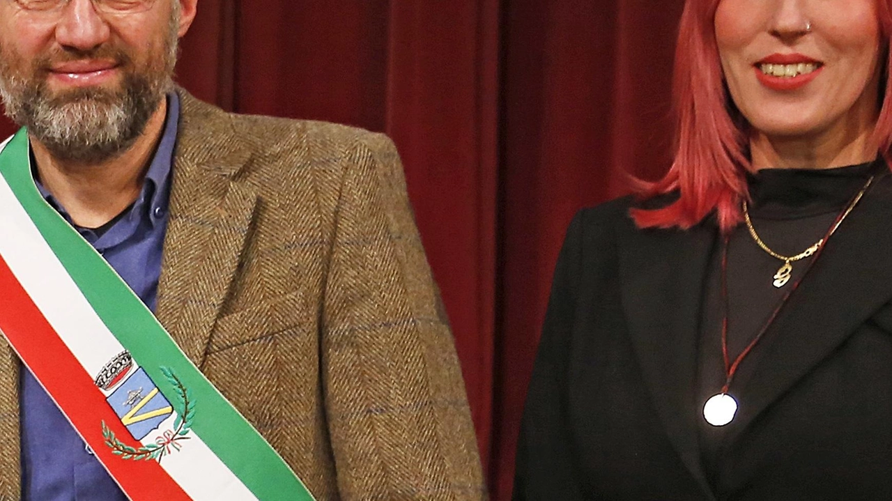 Negli ultimi anni il Comune di Cascina "ha investito molto nelle politiche abitative, tra welfare, ristrutturazioni di alloggi comunali e... Negli ultimi anni il Comune di Cascina "ha investito molto nelle politiche abitative, tra welfare, ristrutturazioni di alloggi comunali e...