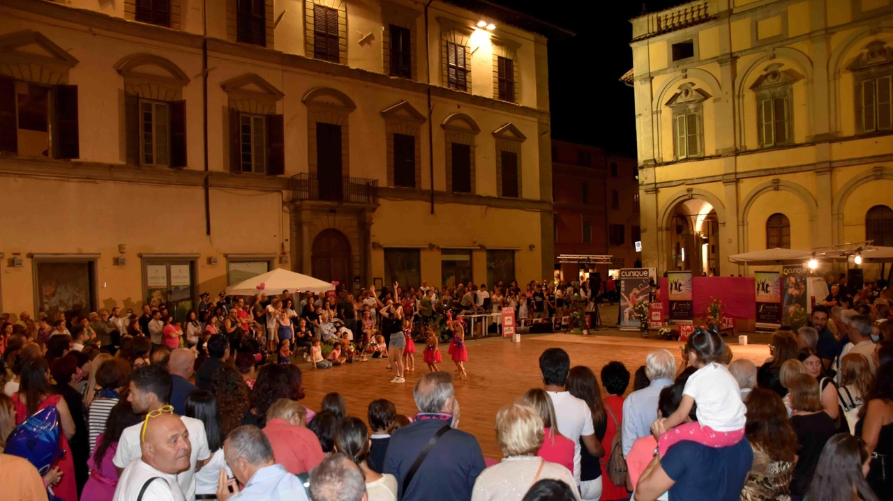 Musica, negozi aperti e dj shopping Musica, negozi aperti e dj shopping