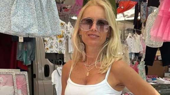 Luciana Mosti, commerciante di capi di abbigliamento per l’infanzia, è tra i contrari alla collocazione in via Roma Luciana Mosti, commerciante di capi di abbigliamento per l’infanzia, è tra i contrari alla collocazione in via Roma