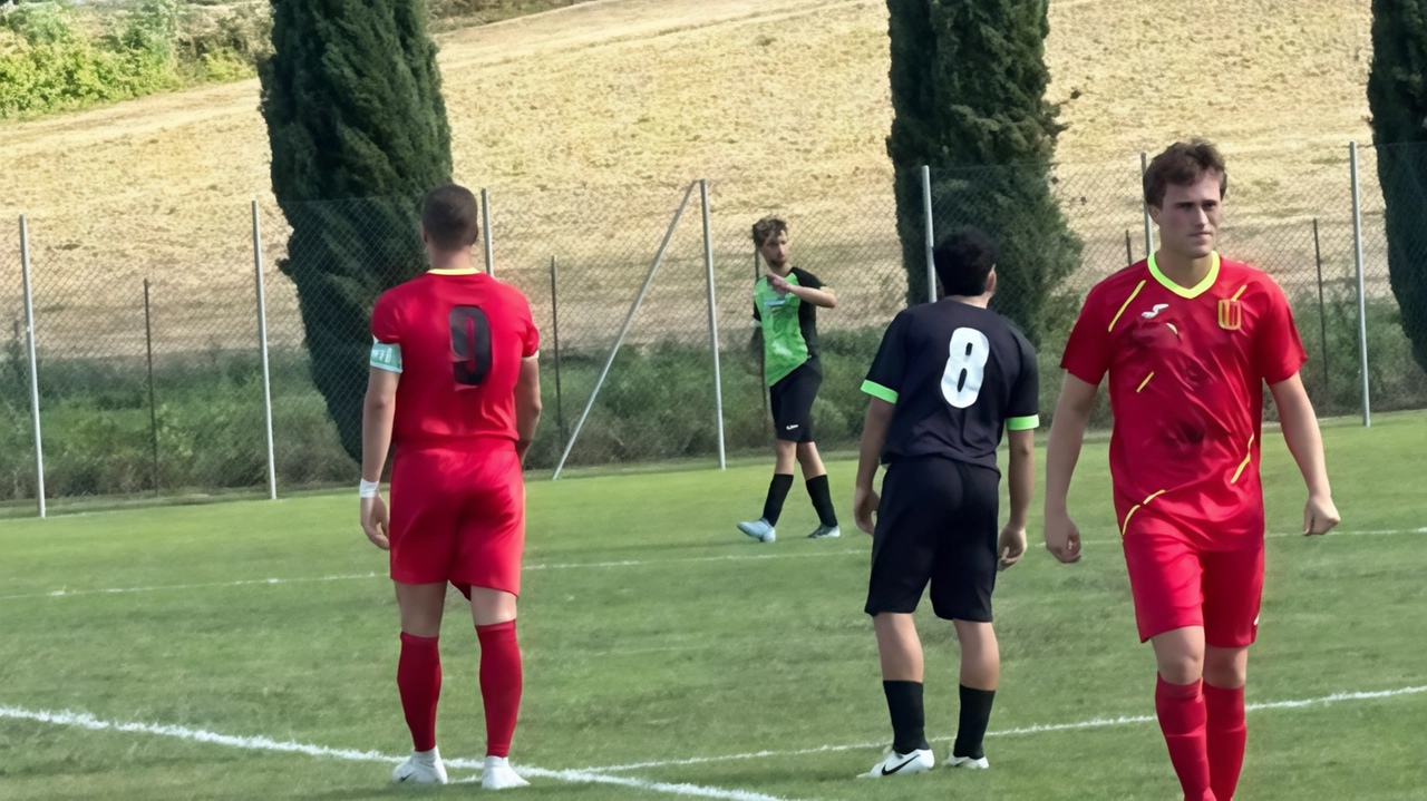 Un momento dell’amichevole tra Gambassi e Monterappoli Un momento dell’amichevole tra Gambassi e Monterappoli
