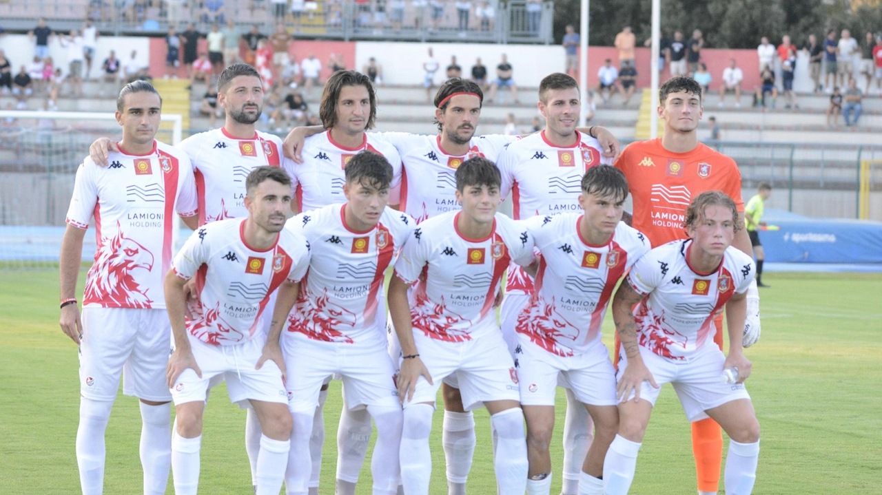 L’undici iniziale sceso in campo lunedì sera nell’amichevole allo «Zecchini» con la Fiorentina di mister Palladino L’undici iniziale sceso in campo lunedì sera nell’amichevole allo «Zecchini» con la Fiorentina di mister Palladino
