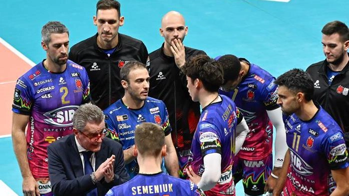 La champions league maschile continua a regalare soddisfazioni ad una Sir Sicoma Monini Perugia tormentata dagli infortuni. Il successo... La champions league maschile continua a regalare soddisfazioni ad una Sir Sicoma Monini Perugia tormentata dagli infortuni. Il successo...