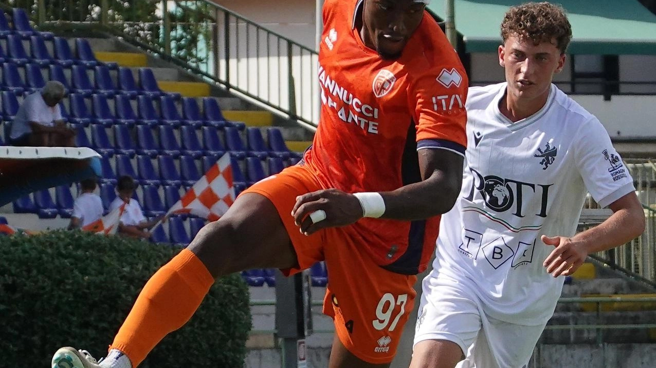 ARLANCH 6 Mai chiamato in causa, sul gol non è certo lui il colpevole. ACCARDI 5,5 Dalle sue parti Agbugui transita...