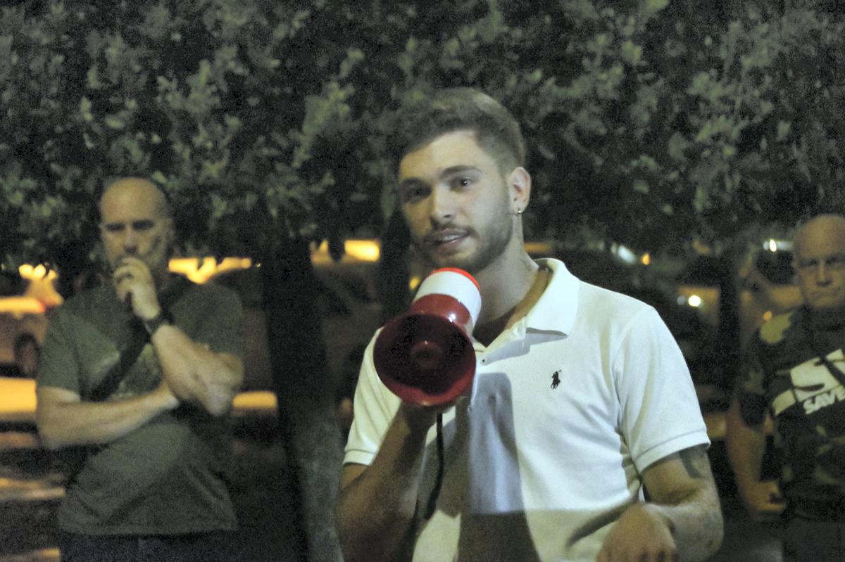 sequestra e minaccia di morte un amico arrestato il promotore delle marce contro lo spaccio