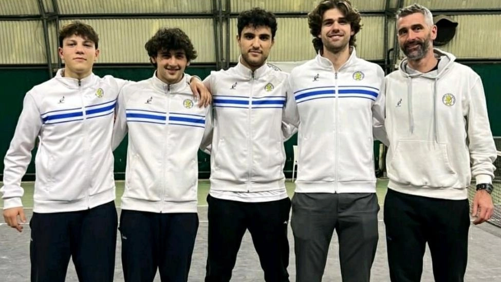 Si prepara alla prima partita casalinga della nuova stagione in B1 nazionale maschile, il Tennis club Poggibonsi. Domenica 11 maggio,... Si prepara alla prima partita casalinga della nuova stagione in B1 nazionale maschile, il Tennis club Poggibonsi. Domenica 11 maggio,...