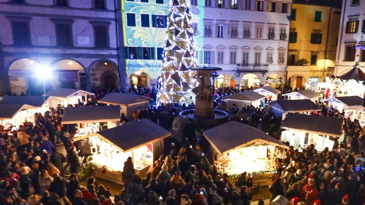 Molte le offerte di intrattenimento per chi rimane a casa per le feste Molte le offerte di intrattenimento per chi rimane a casa per le feste