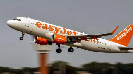 Un aereo della compagnia britannica (foto Ansa) Un aereo della compagnia britannica (foto Ansa)
