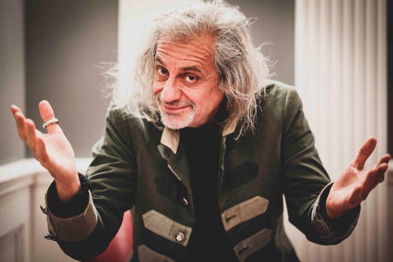arrivano i dunque il nuovo spettacolo di alessandro bergonzoni al teatro masaccio da Lanazione.it arrivano i dunque il nuovo spettacolo di alessandro bergonzoni al teatro masaccio