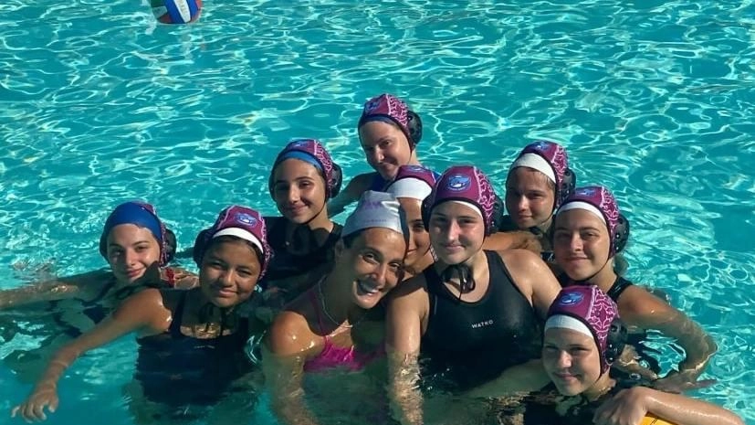 Chiara Tabani con le ragazze dell’Azzurra Chiara Tabani con le ragazze dell’Azzurra