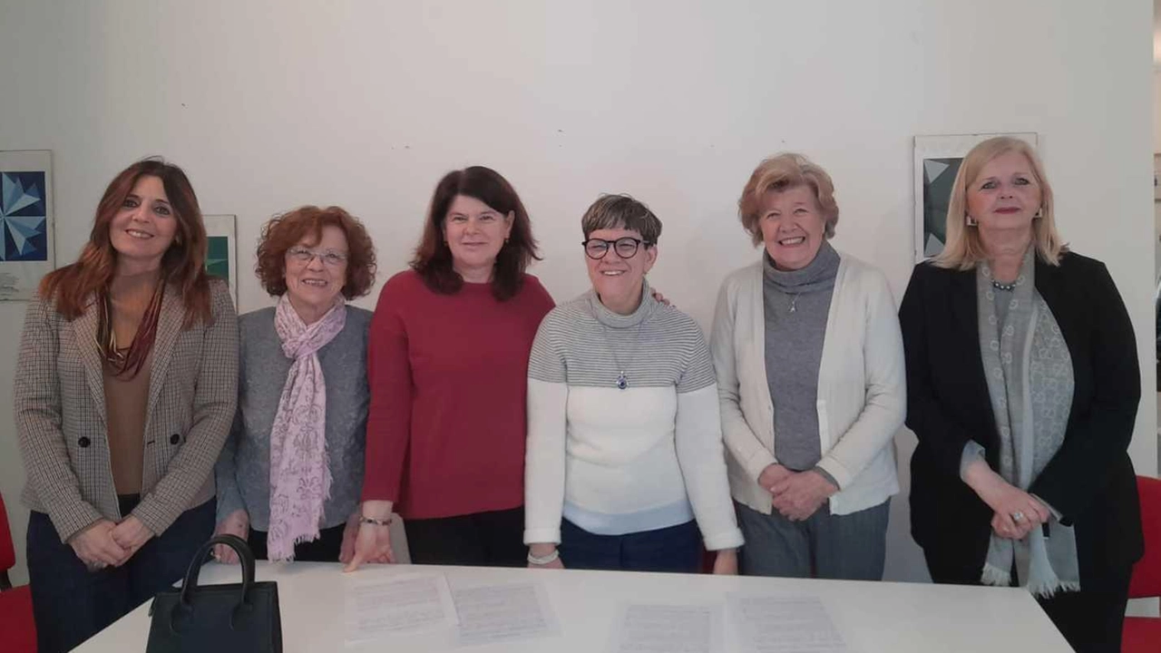 Le organizzatrici del premio Fantastichandicap presentato ieri Le organizzatrici del premio Fantastichandicap presentato ieri