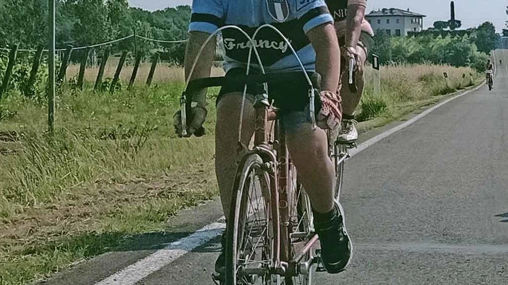 Quarto appuntamento con la pedalata per i più piccoli, sabato 7 giugno. Oggi invece l’incontro nelle scuole con i volontari della Chianina asd in tenuta storica e il concorso di disegno «La donna e la bicicletta» Quarto appuntamento con la pedalata per i più piccoli, sabato 7 giugno. Oggi invece l’incontro nelle scuole con i volontari della Chianina asd in tenuta storica e il concorso di disegno «La donna e la bicicletta»