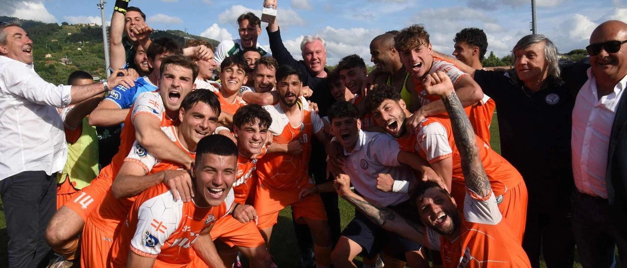 Seravezza trionfa nei playoff di Serie D: battuta l'Orvietana 4-1