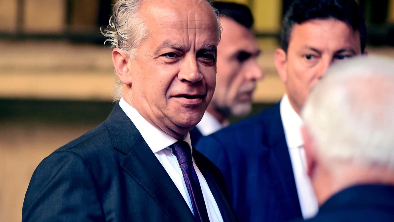 Il ministro dell’Interno Piantedosi è intervenuto a Firenze in videcollegamento Il ministro dell’Interno Piantedosi è intervenuto a Firenze in videcollegamento