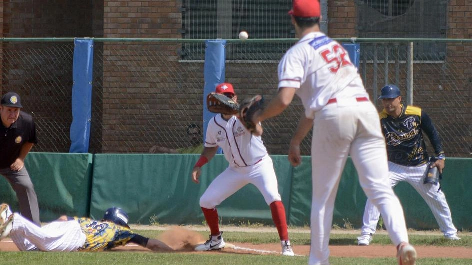 Il Bbc Grosseto perde 1-6 contro il Parma, evidenziando il divario tra le squadre. Casanova brilla nonostante la sconfitta. Il Bbc Grosseto perde 1-6 contro il Parma, evidenziando il divario tra le squadre. Casanova brilla nonostante la sconfitta.