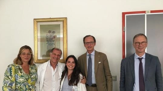 Ieri mattina al San Bartolomeo la presentazione del primo anno di attività del reparto di allergologia e immunologia Ieri mattina al San Bartolomeo la presentazione del primo anno di attività del reparto di allergologia e immunologia