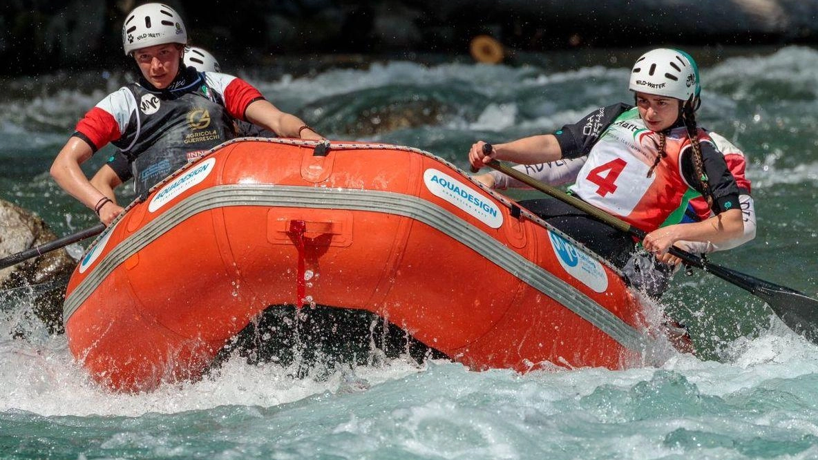 Rafting - Settore giovanile. Garfagnana cala il suo poker. Quattro in azzurro ai mondiali