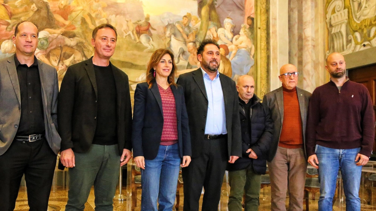 La presentazione dell’evento dedicato al beach soccer La presentazione dell’evento dedicato al beach soccer