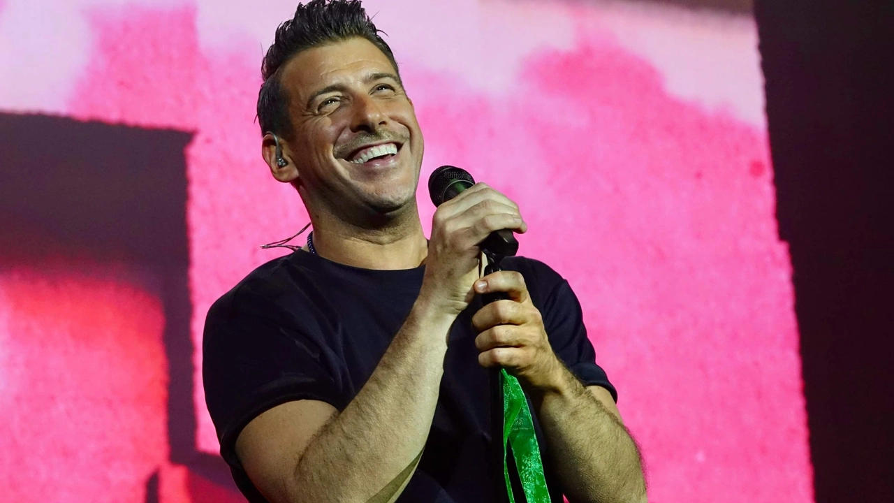 Il nuovo album del cantante apuano Francesco Gabbani uscirà il 2 settembre (Foto Tania Bucci/New Press Photo) Il nuovo album del cantante apuano Francesco Gabbani uscirà il 2 settembre (Foto Tania Bucci/New Press Photo)