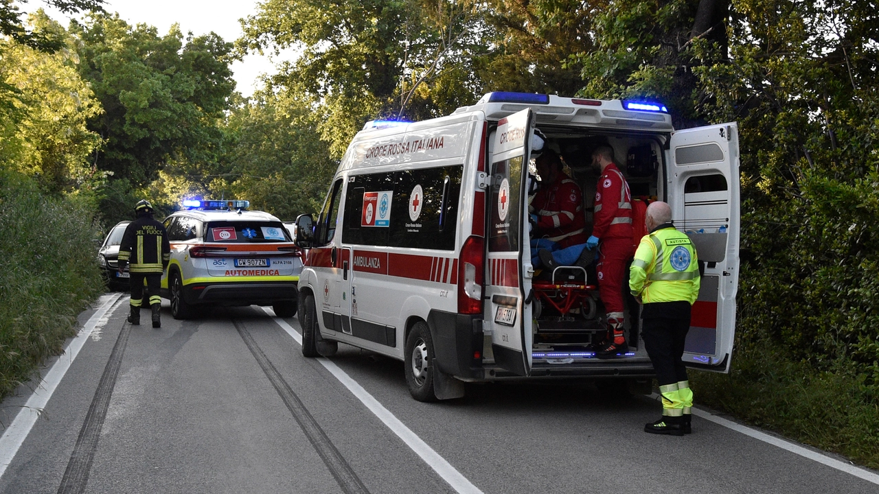 Il tragico incidente è avvenuto a Pieve Torina, lungo la strada provinciale 209 Il tragico incidente è avvenuto a Pieve Torina, lungo la strada provinciale 209