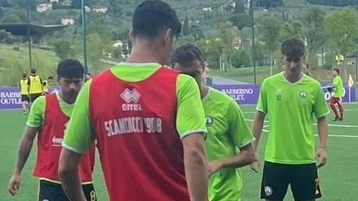 I ragazzi dello Scandicci in campo durante un allenamento