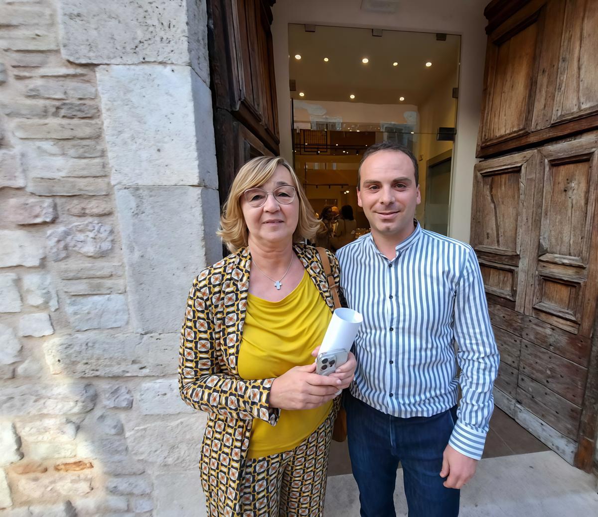 https://www.lanazione.it/image-service/view/acePublic/alias/contentid/MTgwYjE2YzEtNGIwYS00/0/illuminazione-pubblica-non-ce-sicurezza-a-bastia.jpeg?f=1.91:1&w=1200