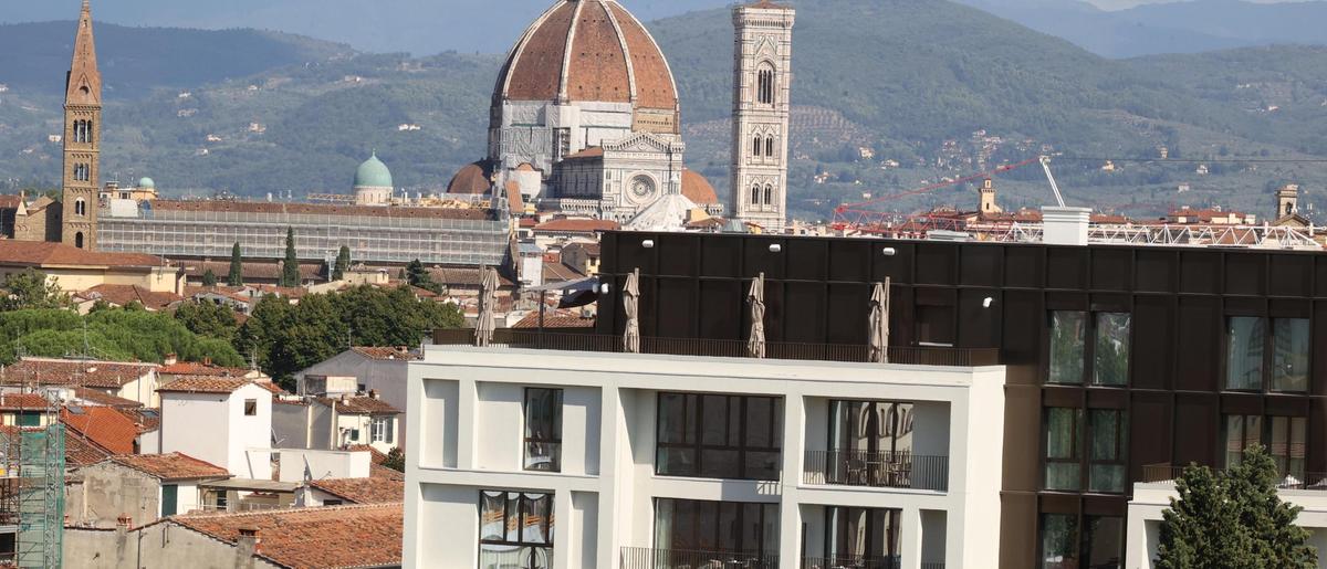 Il cubo nero di Firenze. La procura apre l’inchiesta: "Verificare se ci sono reati" Il cubo nero di Firenze. La procura apre l’inchiesta: "Verificare se ci sono reati"