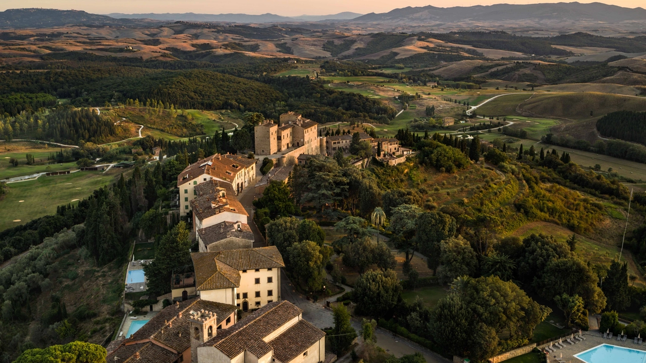 La tenuta di Castelfalfi (Firenze) La tenuta di Castelfalfi (Firenze)