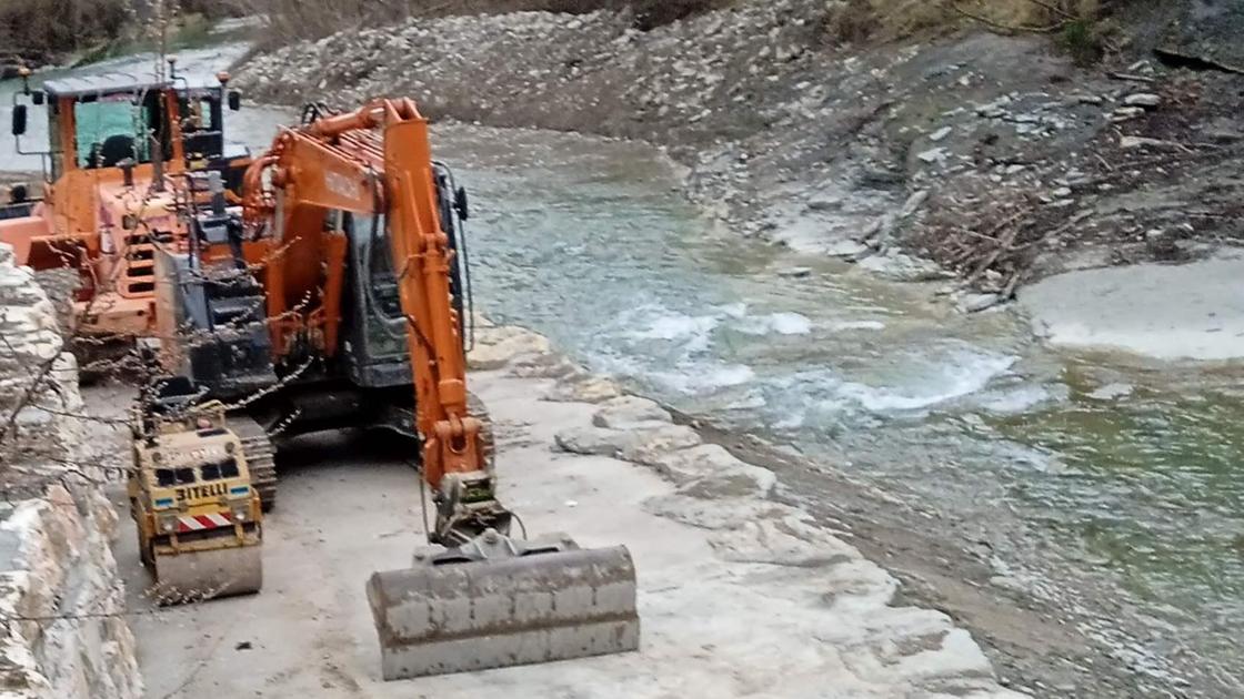Via al maxi piano sicurezza nei fiumi: "Così preveniamo le esondazioni" Via al maxi piano sicurezza nei fiumi: "Così preveniamo le esondazioni"