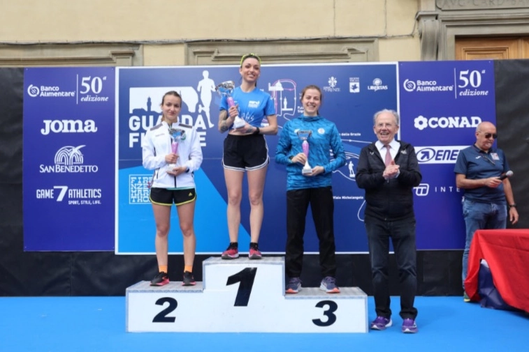 Guarda Firenze -  Le prime tre classificate tra le donne