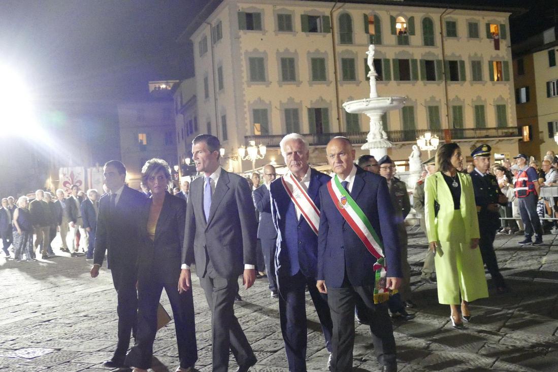 https://www.lanazione.it/image-service/view/acePublic/alias/contentid/MThkZDg3YTAtNTQxZC00/0/l8-settembre-senza-sindaco-sammartino-invoca-la-speranza-le-istituzioni-lavorano-per-voi.jpeg?f=1.90:1&w=1200