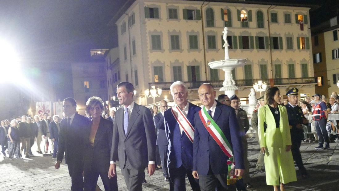 Christian Di Sanzo, Erica Mazzetti, Giorgio Silli, Eugenio Giani, Claudio Sammartino ieri sera in centro storico Christian Di Sanzo, Erica Mazzetti, Giorgio Silli, Eugenio Giani, Claudio Sammartino ieri sera in centro storico