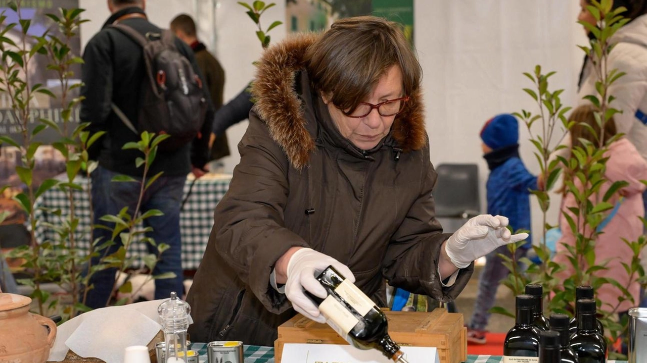 Nei due giorni di allestimento ai giardini Campeggi sono state registrate oltre diecimila presenze Nei due giorni di allestimento ai giardini Campeggi sono state registrate oltre diecimila presenze