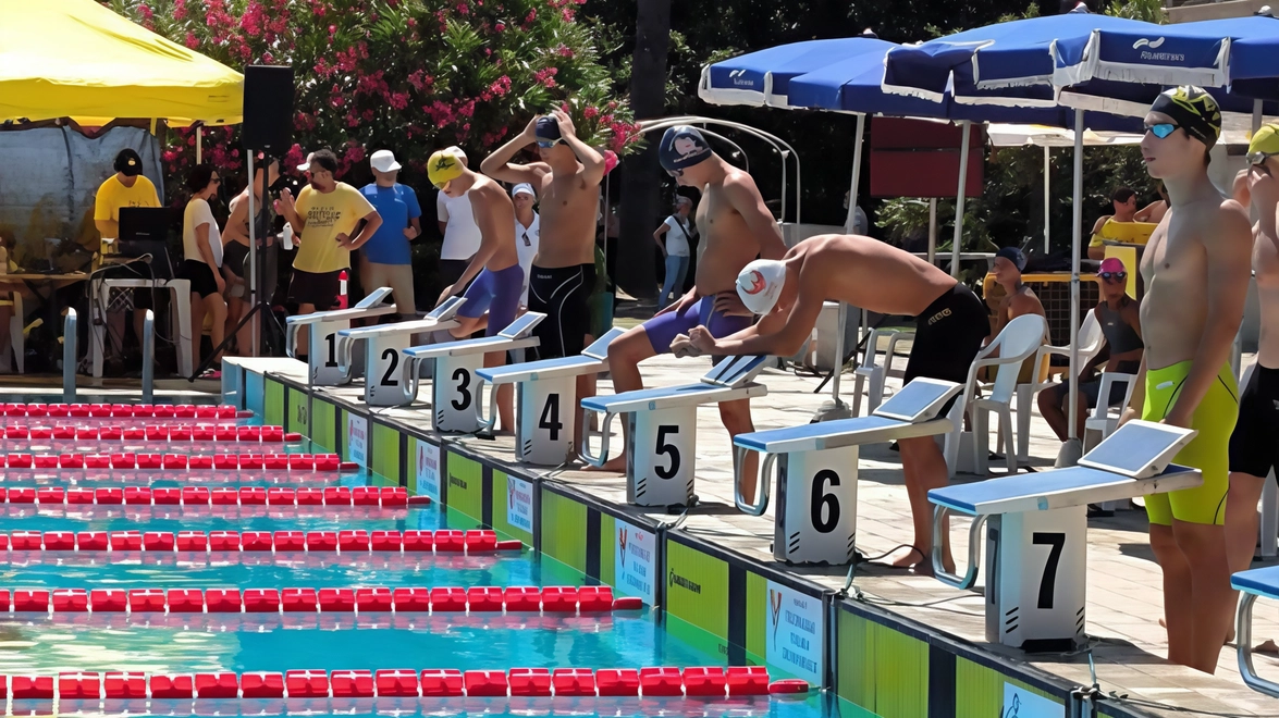 La preparazione prima della partenza di una delle tante gare dell’Aquatempra Summer Cup La preparazione prima della partenza di una delle tante gare dell’Aquatempra Summer Cup