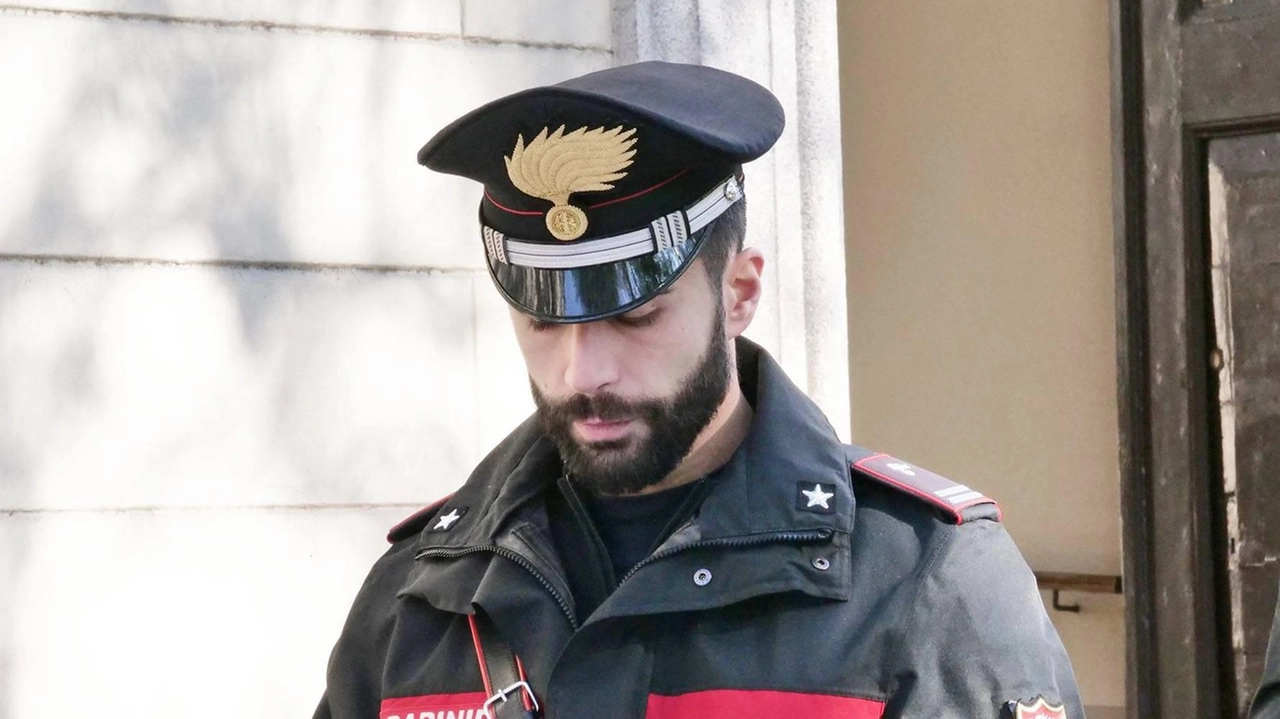Due coltellate a un uomo che finì all’ospedale. Proprio sulla gravità delle lesioni si discuterà gran parte del caso. Era... Due coltellate a un uomo che finì all’ospedale. Proprio sulla gravità delle lesioni si discuterà gran parte del caso. Era...