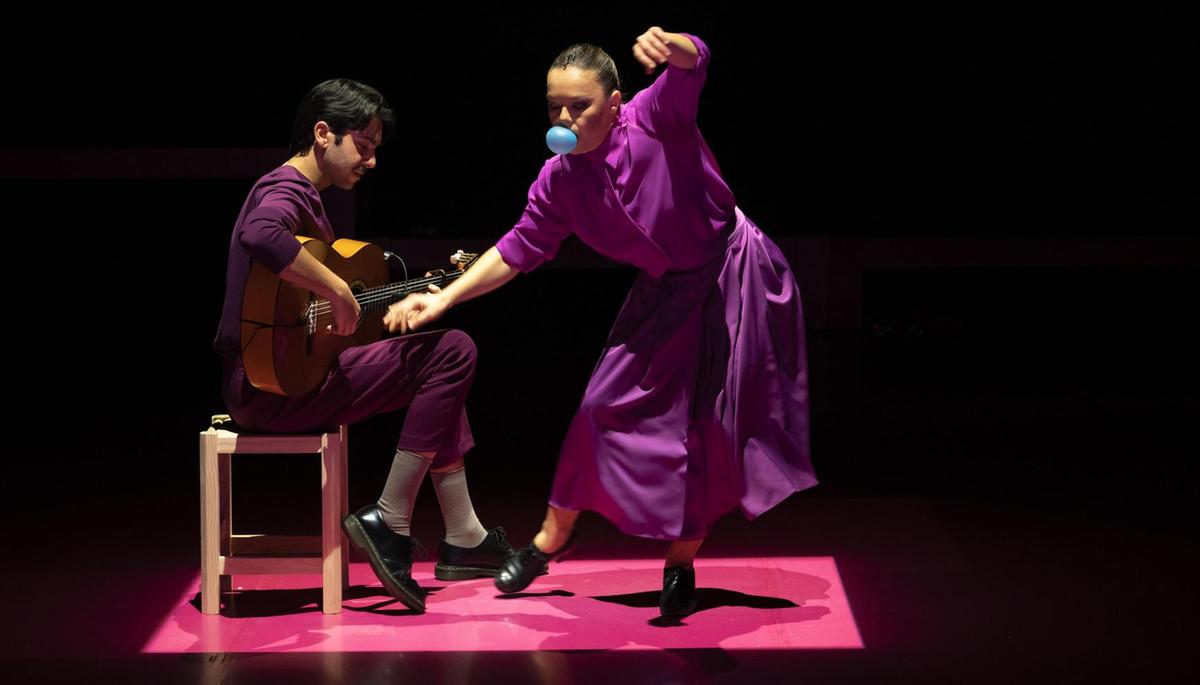 Un’onda potente di flamenco sexy ’Vuelta a uno’ con Rocío Molina Un’onda potente di flamenco sexy ’Vuelta a uno’ con Rocío Molina