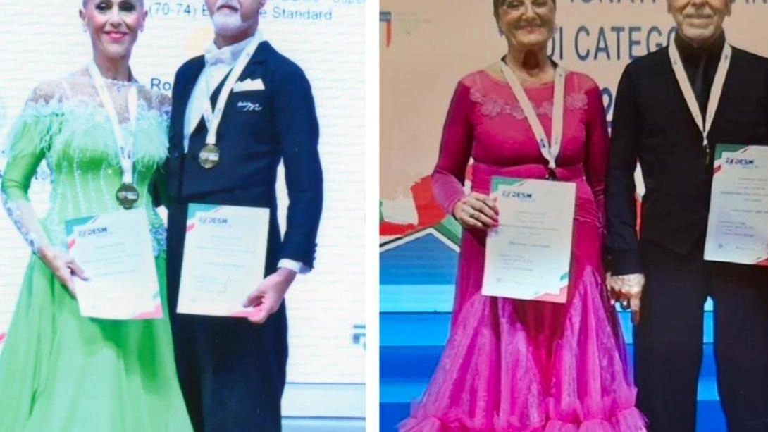 Mirella Migliorini e Rocco Fabene, coppia di Poggibonsi, e Elena Caringi e Loreno Grassini coppia di Colle