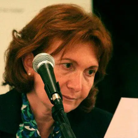 'Nella sferza', con un colibrì a cercare ragioni per la pace