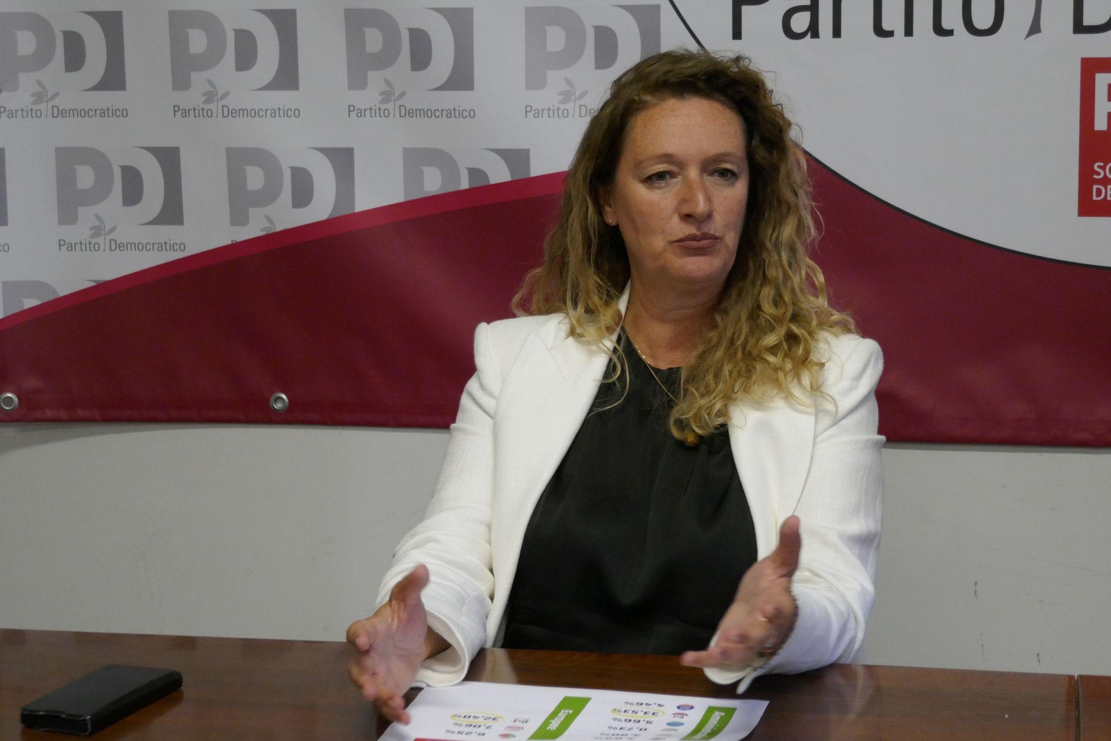 Sindaca indagata per corruzione: spunta il contratto fantasma quando era in Regione Sindaca indagata per corruzione: spunta il contratto fantasma quando era in Regione