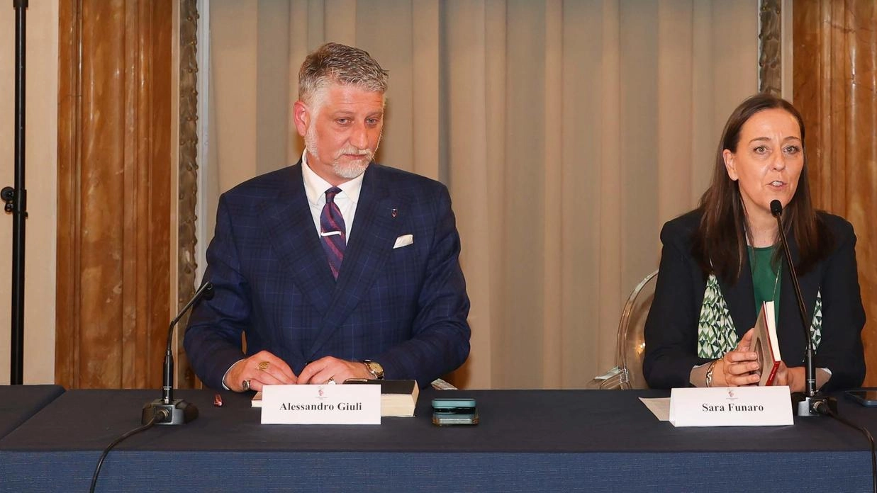 Il messaggio del ministro alla sindaca: "Mi auguro soluzioni non divisive". Tra il 7 e l’8 maggio si terrà la Commissione ministeriale per i fondi .