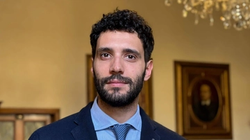 Il ricatto a luci rosse a Tommaso Cocci, testimoni ascoltati dagli investigatori. Politici in procura